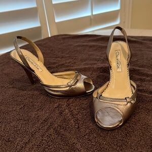 Oscar de la Renta Metallic Slingback Peep Toe Heels, Size 5.5